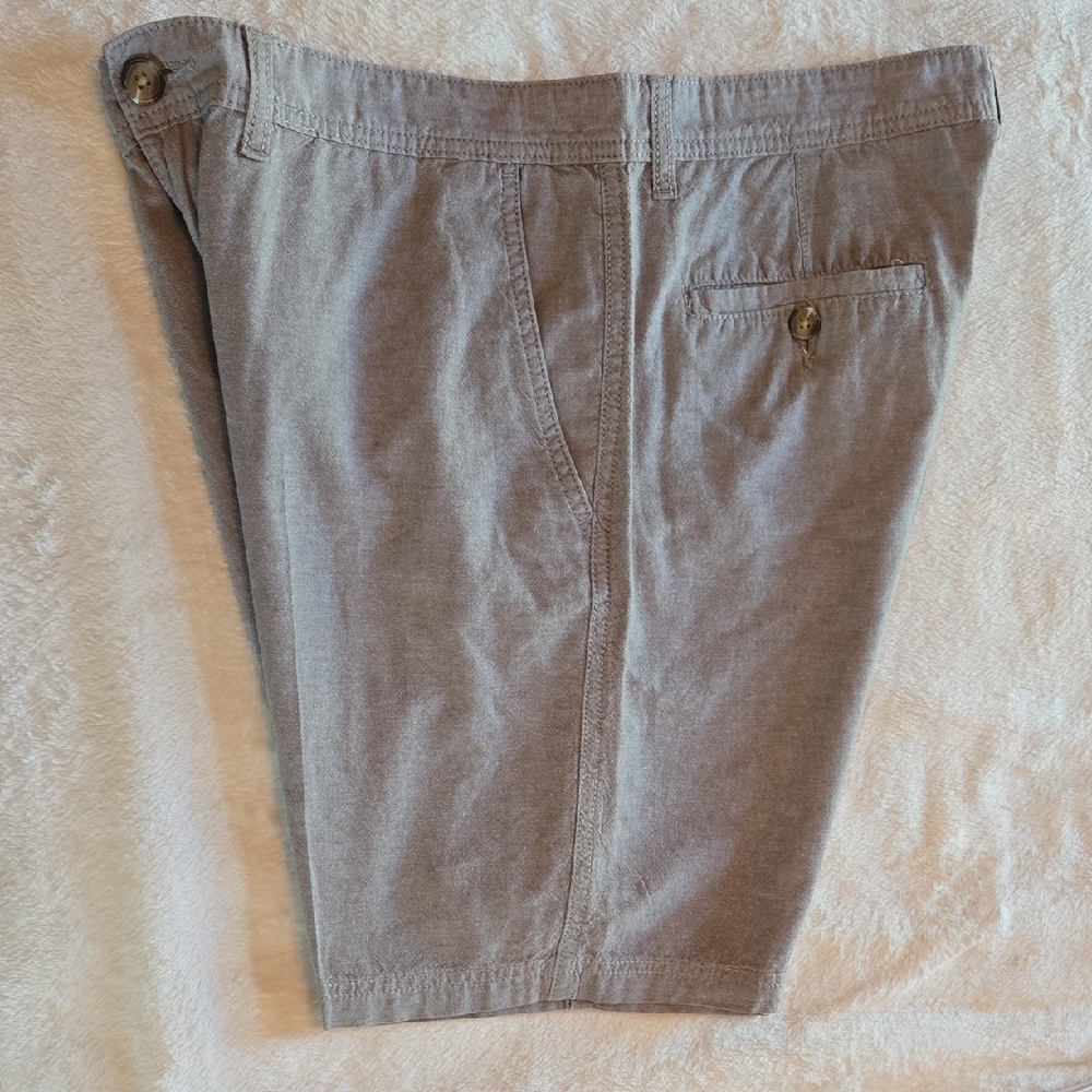 Wallin & Bros Men's 36" Graywash Casual Shorts Understated Class - Picture 3 of 10